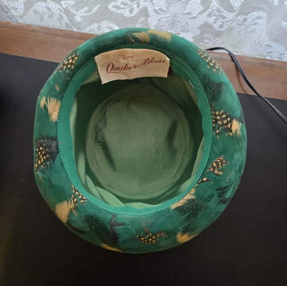 Vintage Quaker Maid.    Hat - Picture 5 of 6